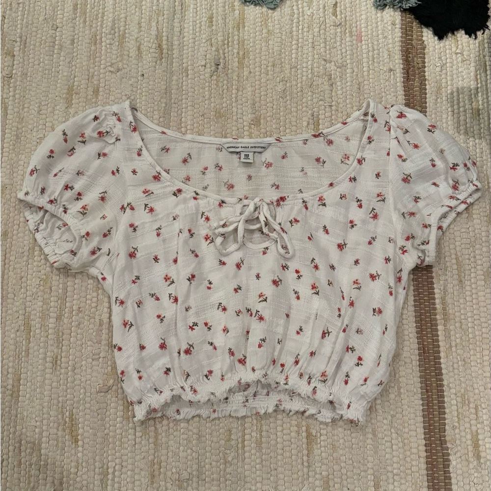 American Eagle Flowered Blouse
